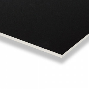 Gipsvinyl plafondplaten 600x600 zwart  -  afneembaar  -  waterbestendig   (1st=0,36 m²)